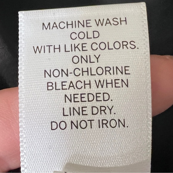 Dress Barn | Sparkle Glitter Jumpsuit - Picture 4 of 7